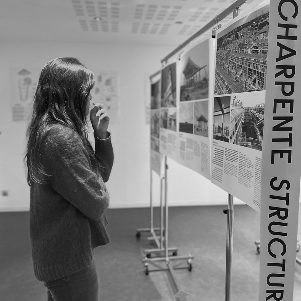 Cette exposition, créée par le Pavillon de l’Arsenal et par les architectes de l’agence Encore Heureux est un appel à réfléchir ensemble autour de la vie des matériaux dans le domaine de la construction.